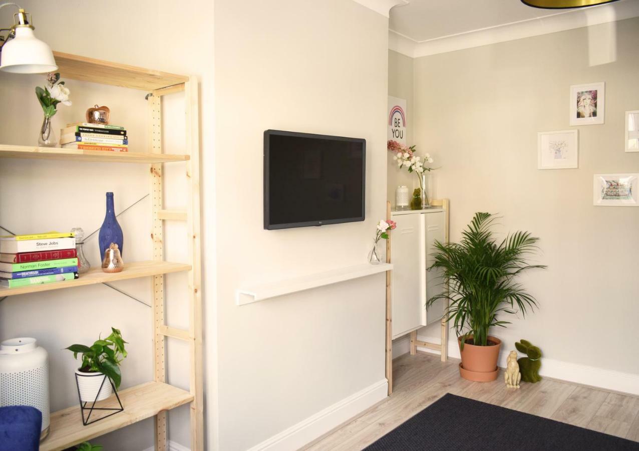 Charming Three Bed Home Near City Centre And Hospital Southampton Exteriér fotografie